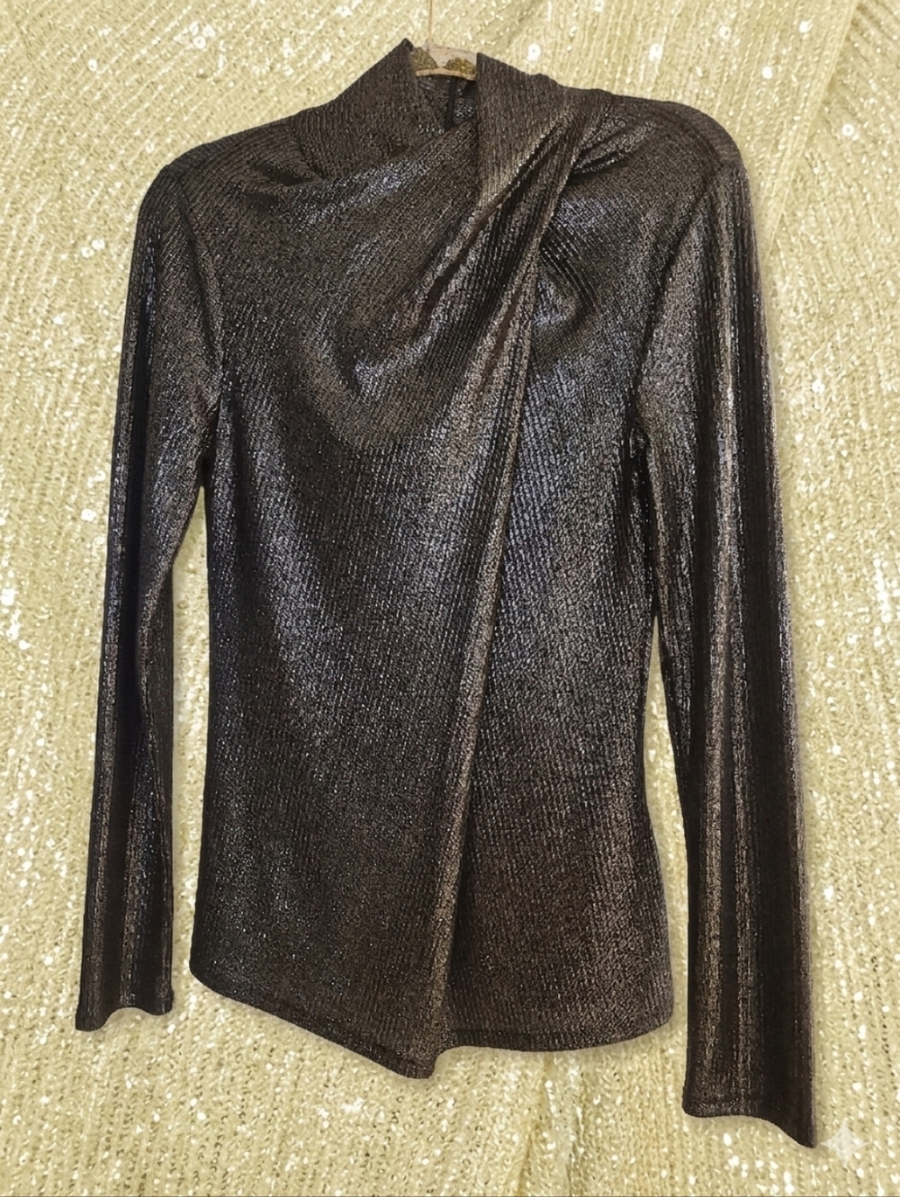 ELIE TAHARI Metallic Draped Top